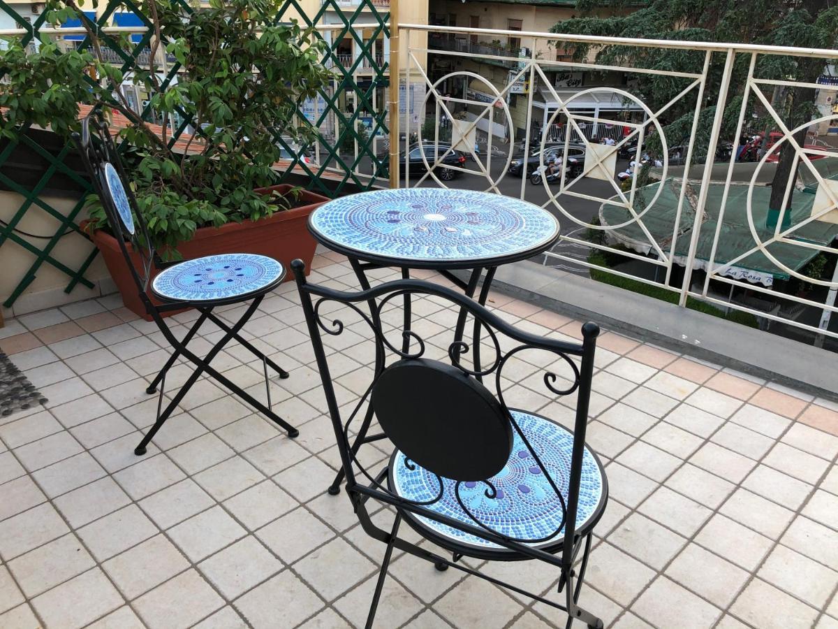 Stabia Holiday House Кастелламмаре-ди-Стабия Экстерьер фото