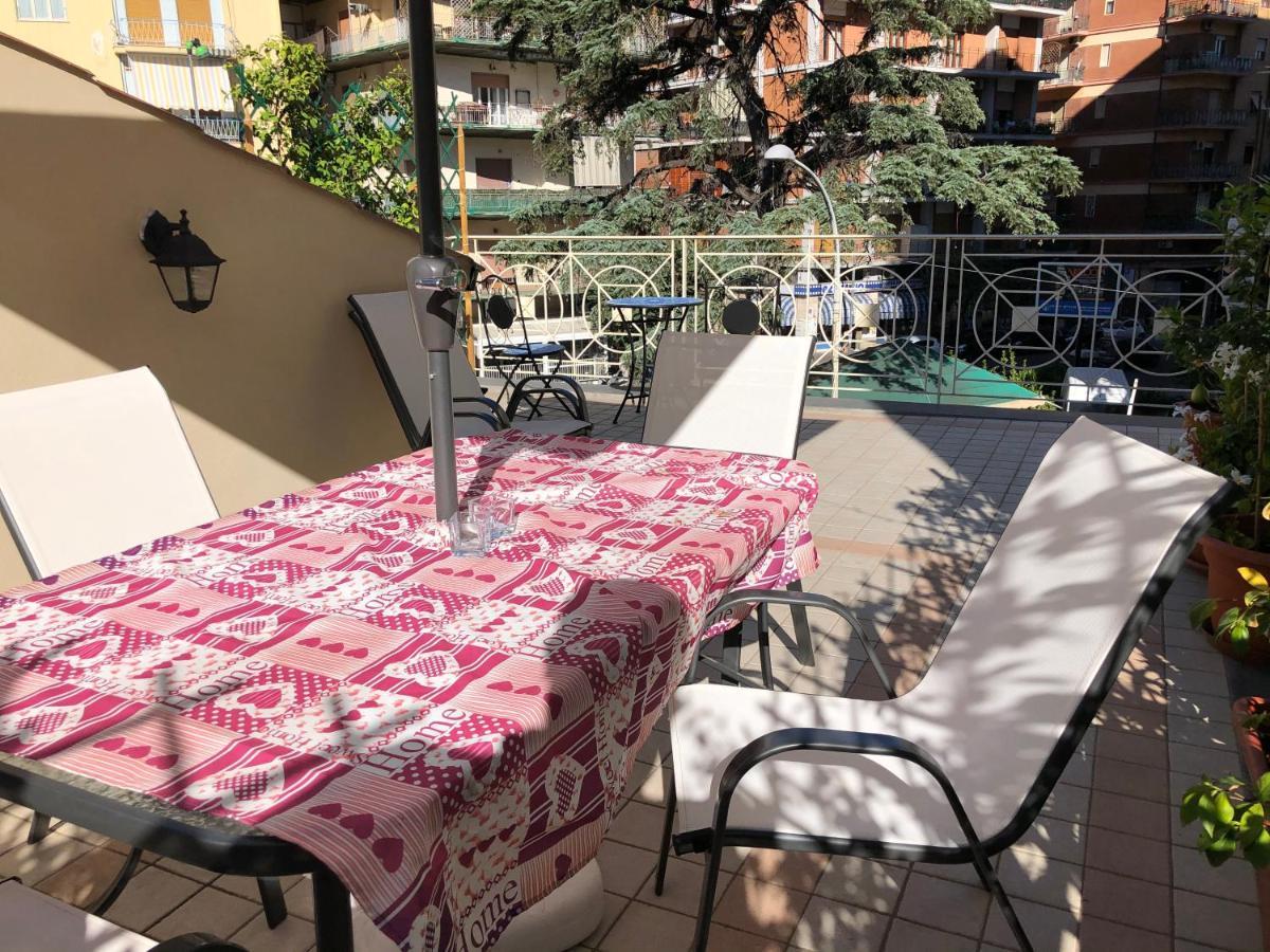 Stabia Holiday House Кастелламмаре-ди-Стабия Экстерьер фото