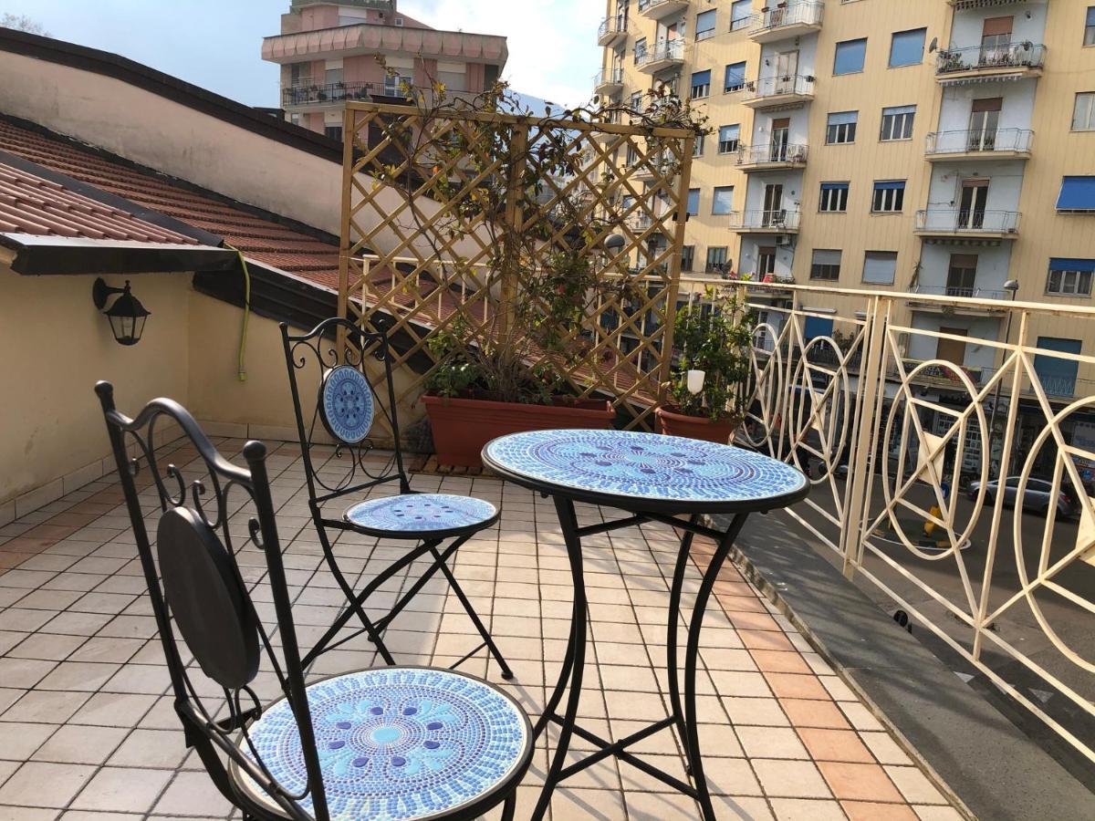 Stabia Holiday House Кастелламмаре-ди-Стабия Экстерьер фото